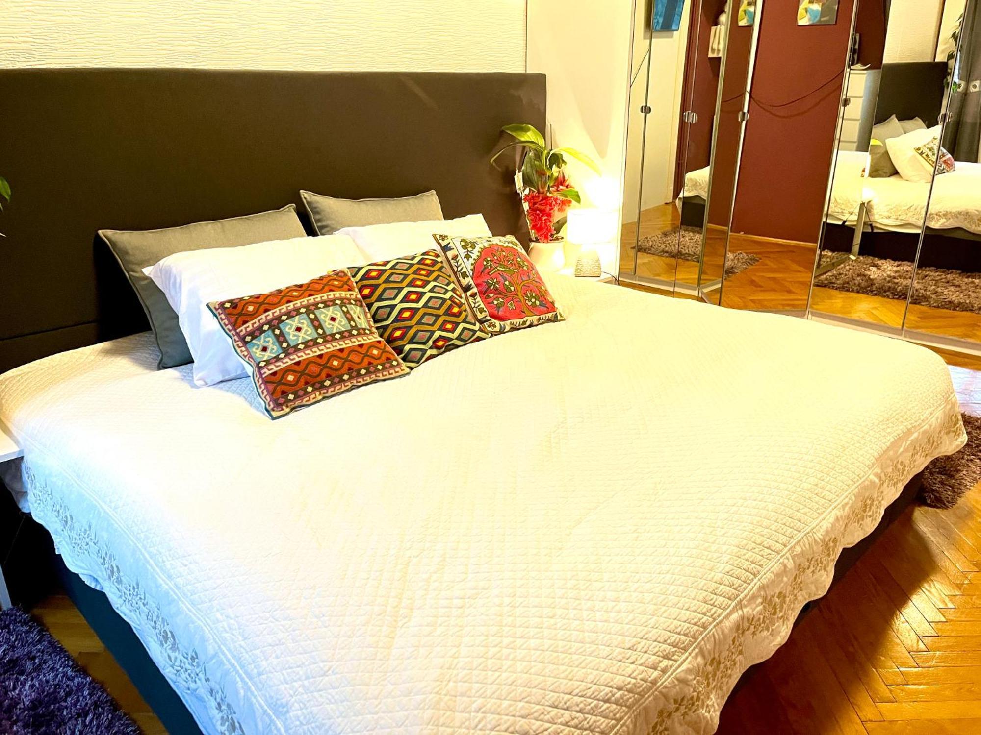 Margaret Bridge Best Spot Apartment Budapest Luaran gambar